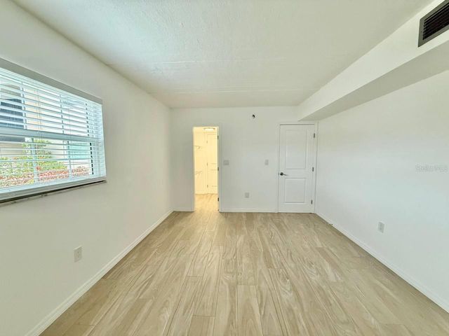 8801 BAY POINTE DRIVE 102, Tampa, FL 33615