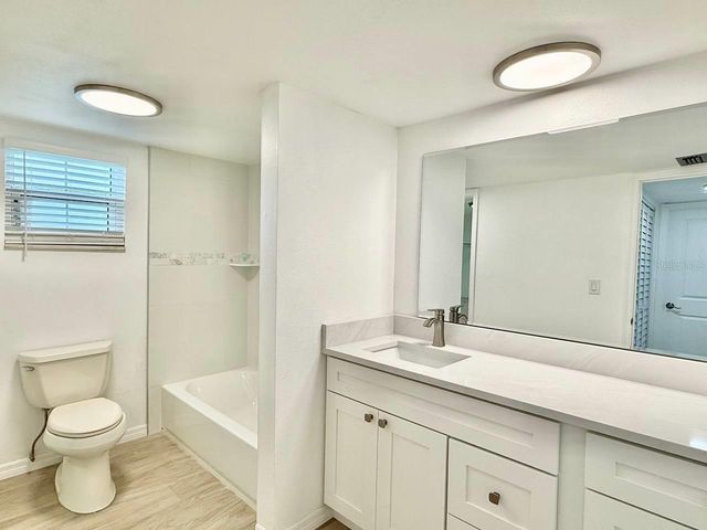 8801 BAY POINTE DRIVE 102, Tampa, FL 33615