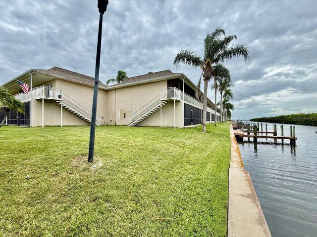 8801 BAY POINTE DRIVE 102, Tampa, FL 33615