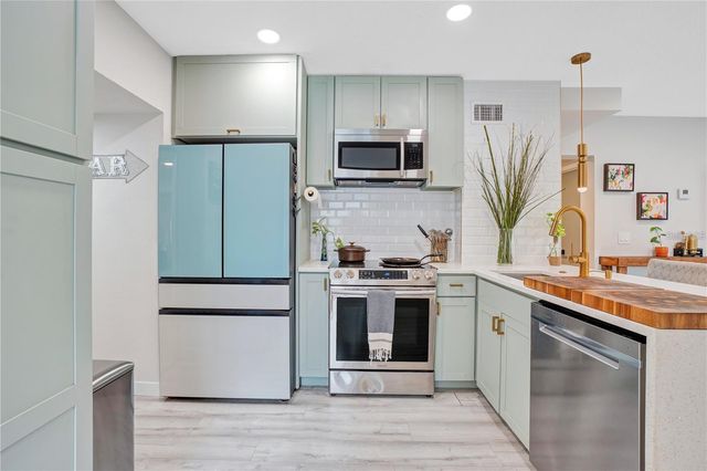 1891 OGLESBY AVENUE, Winter Park, FL 32789