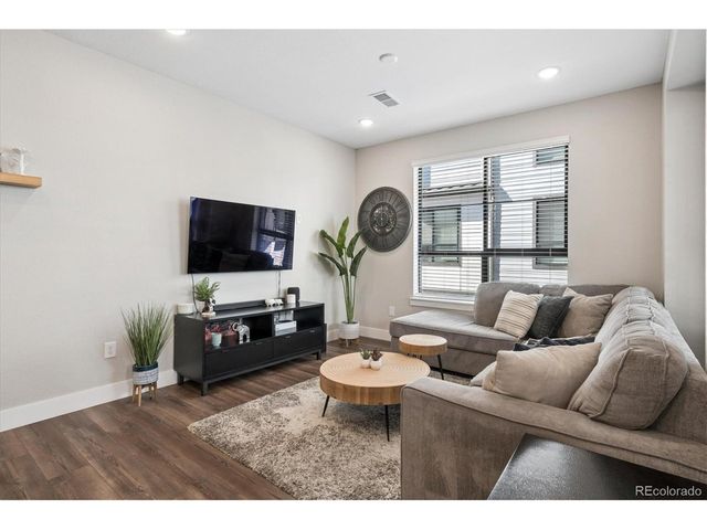 2066 S Holly St 1, Denver, CO 80222