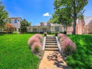 3609 Park Hill Drive, Fort Worth, TX 76109