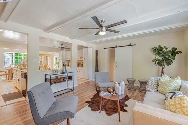3950 Pinole Valley Rd, Pinole, CA 94564