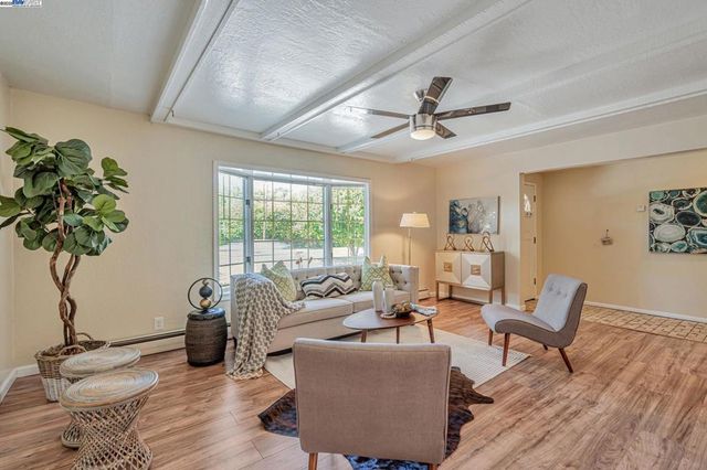 3950 Pinole Valley Rd, Pinole, CA 94564