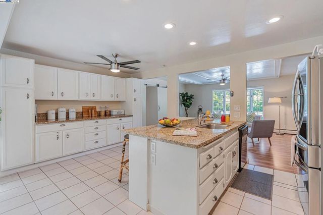 3950 Pinole Valley Rd, Pinole, CA 94564