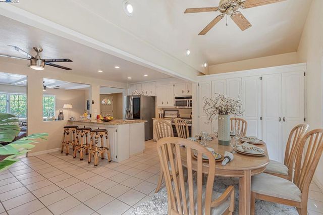 3950 Pinole Valley Rd, Pinole, CA 94564