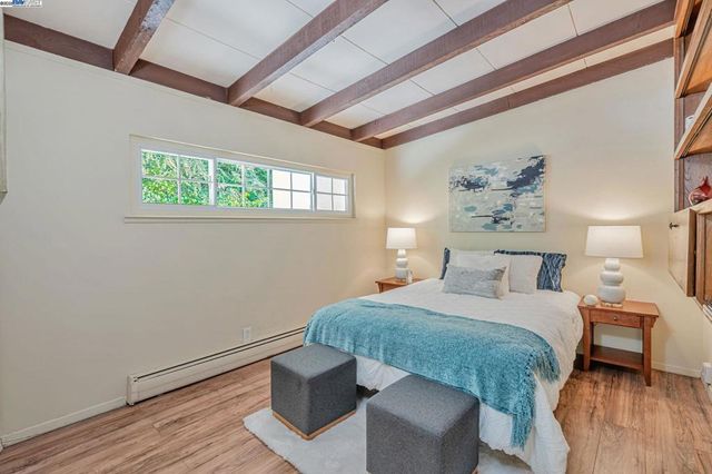 3950 Pinole Valley Rd, Pinole, CA 94564