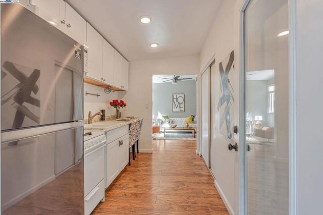 3950 Pinole Valley Rd, Pinole, CA 94564