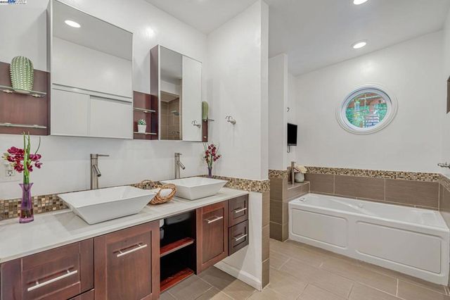 3950 Pinole Valley Rd, Pinole, CA 94564