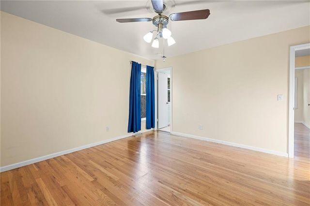 8816 W 106TH Street, Overland Park, KS 66212