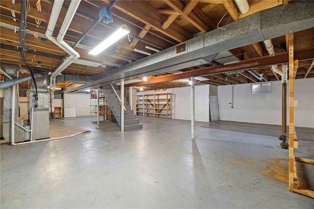 8816 W 106TH Street, Overland Park, KS 66212