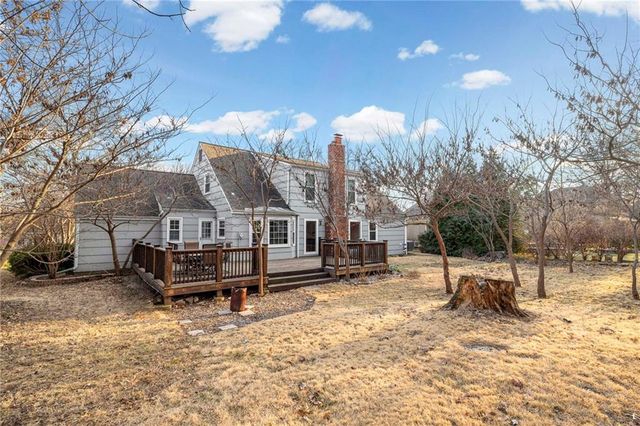 8816 W 106TH Street, Overland Park, KS 66212