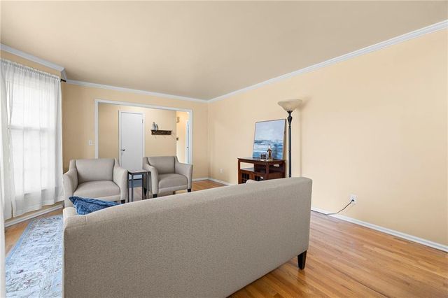 8816 W 106TH Street, Overland Park, KS 66212