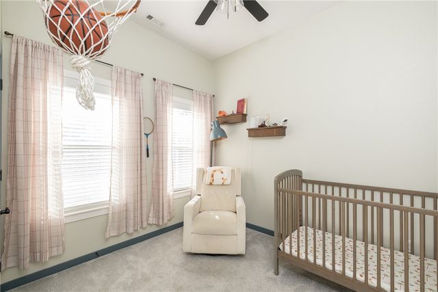 4035 E Riverdale Drive, Fayetteville, AR 72701