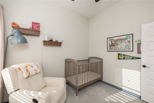 4035 E Riverdale Drive, Fayetteville, AR 72701