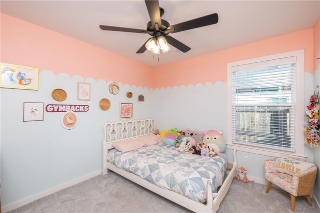 4035 E Riverdale Drive, Fayetteville, AR 72701