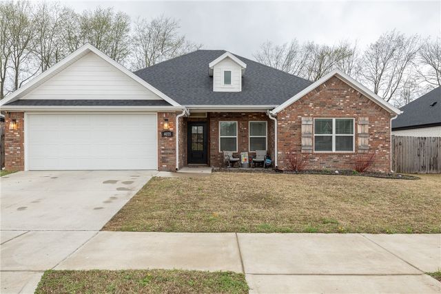 4035 E Riverdale Drive, Fayetteville, AR 72701