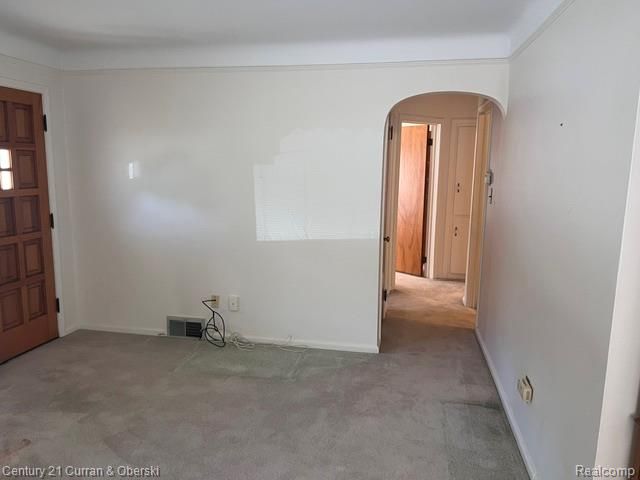 9912 Kinloch, Redford, MI 48239