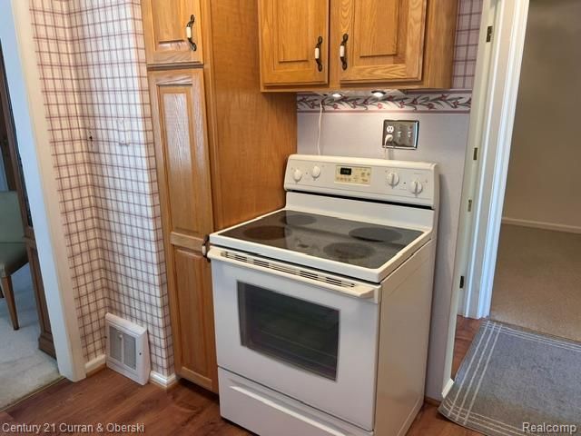 9912 Kinloch, Redford, MI 48239