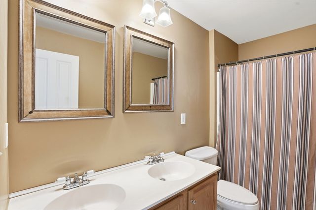 671 Lunns Way, Plymouth, MA 02360