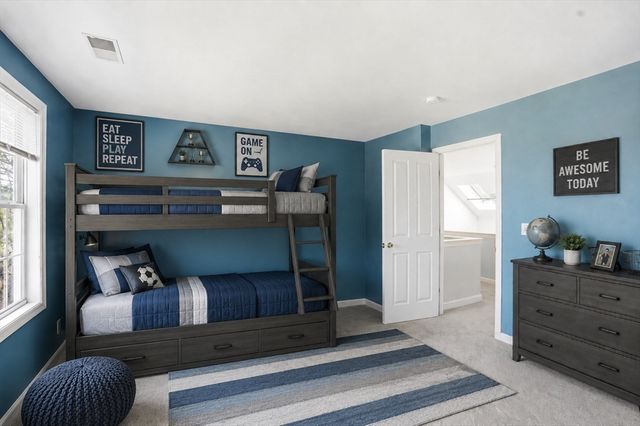 671 Lunns Way, Plymouth, MA 02360
