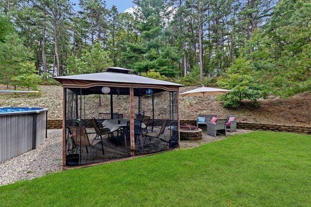 671 Lunns Way, Plymouth, MA 02360