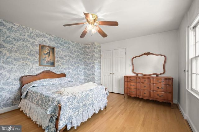 10008 CARMELITA DR, Potomac, MD 20854