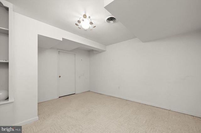 10008 CARMELITA DR, Potomac, MD 20854