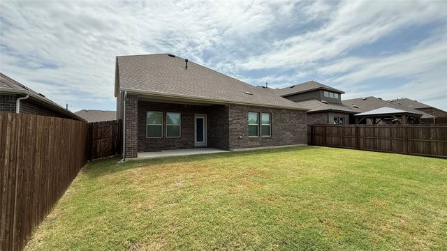 2901 Bald Eagle Boulevard, Aubrey, TX 76227