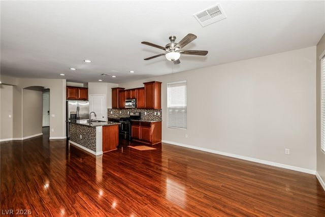 7001 Florido Road, Las Vegas, NV 89178