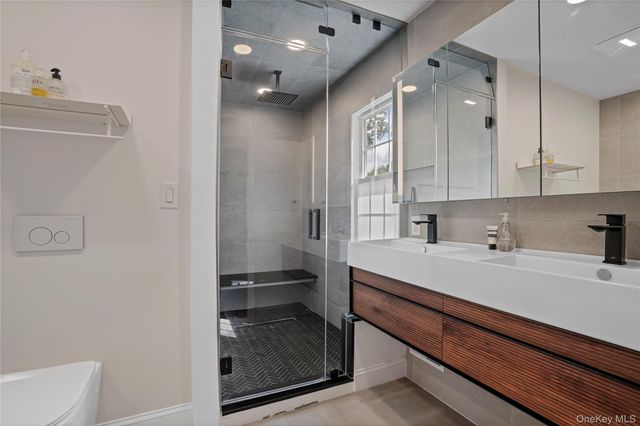 127 Ralph Avenue, White Plains, NY 10606
