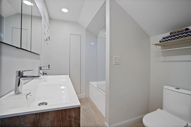 127 Ralph Avenue, White Plains, NY 10606