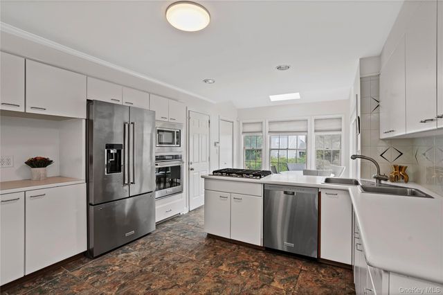127 Ralph Avenue, White Plains, NY 10606