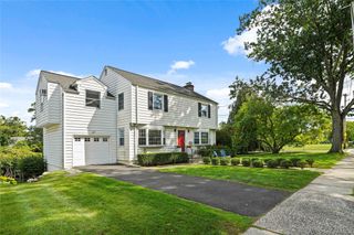 127 Ralph Avenue, White Plains, NY 10606