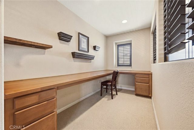 6981 Wild Lupine Road, Eastvale, CA 92880