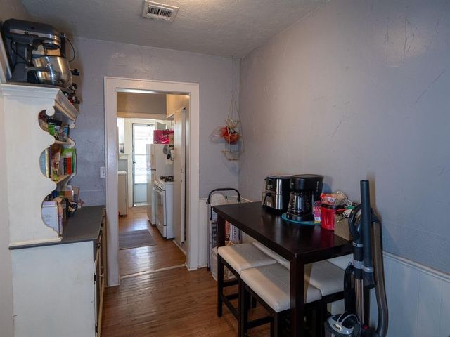 1209 N Villa Avenue, Oklahoma City, OK 73107