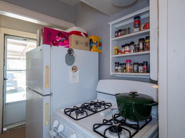 1209 N Villa Avenue, Oklahoma City, OK 73107