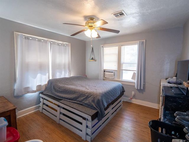 1209 N Villa Avenue, Oklahoma City, OK 73107