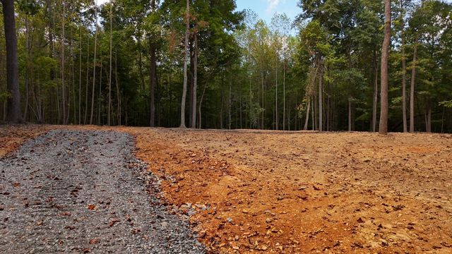 7960 Bill Moss Rd, White House, TN 37188