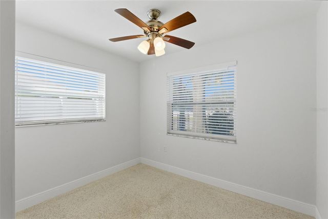 828 89TH AVENUE N, St Petersburg, FL 33702