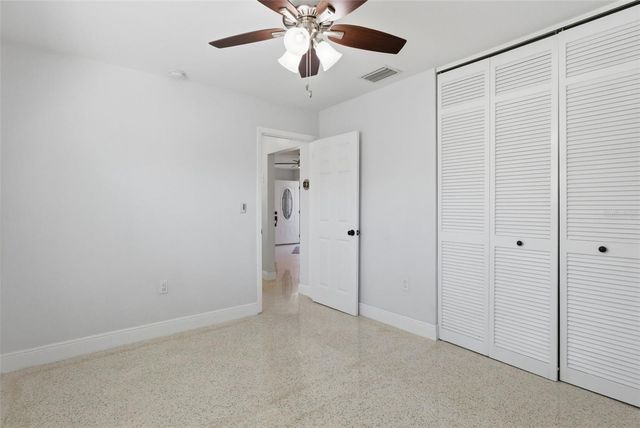 828 89TH AVENUE N, St Petersburg, FL 33702