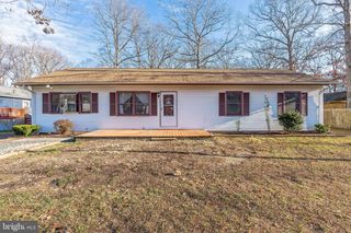9 BREEZY HILL DR, Stafford, VA 22556
