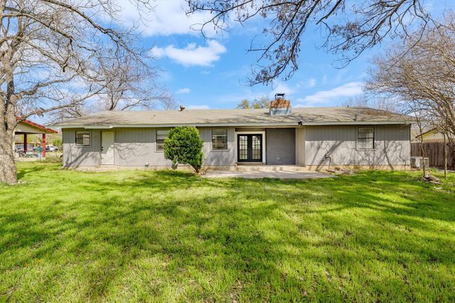 1106 Hackberry DR, Marble Falls, TX 78654