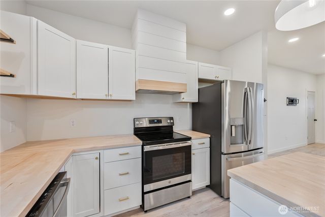 3021 Stella Road, Longview, WA 98632