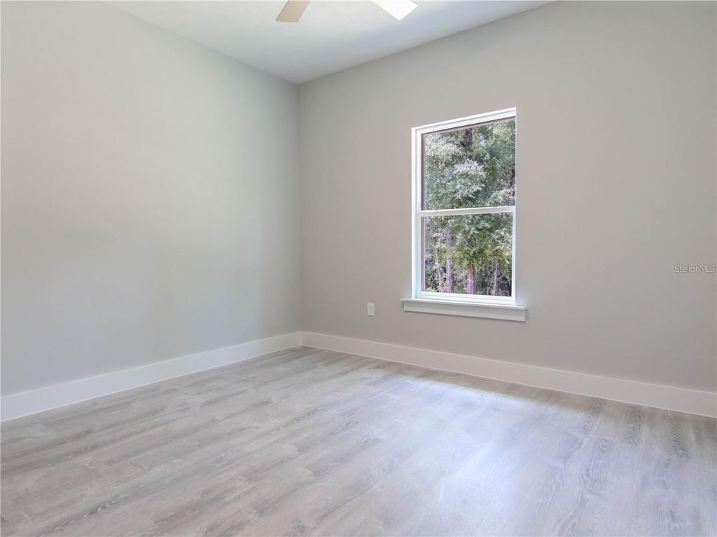 Image 21 of property listing at 525 SW HEATHRIDGE DRIVE, Lake City, FL 32024