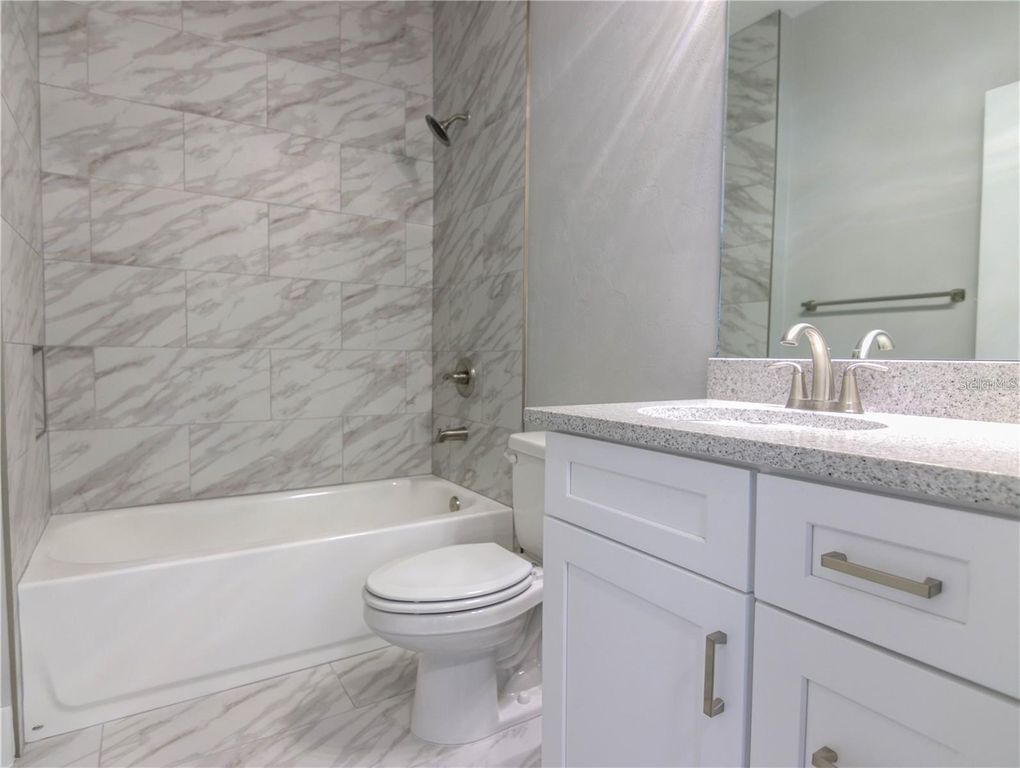 Image 22 of property listing at 525 SW HEATHRIDGE DRIVE, Lake City, FL 32024