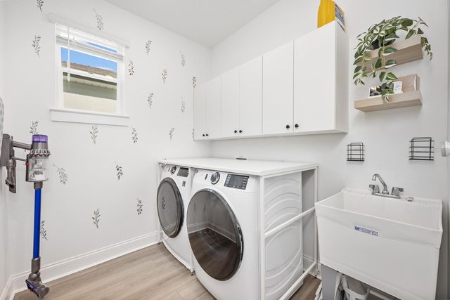 12626 CLEAR SAPPHIRE DRIVE, Winter Garden, FL 34787