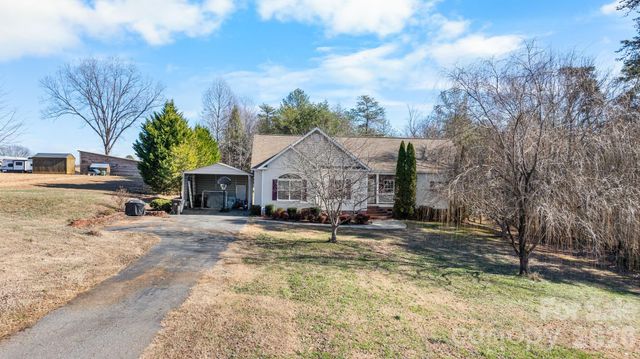 2533 Lail Road, Morganton, NC 28655