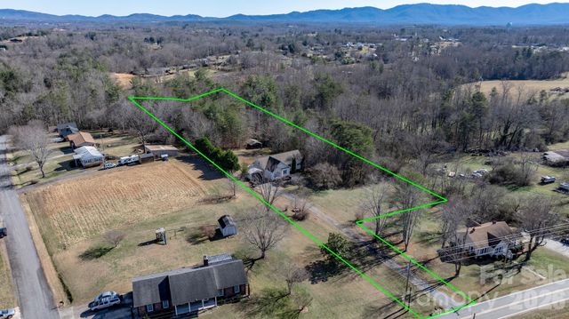 2533 Lail Road, Morganton, NC 28655