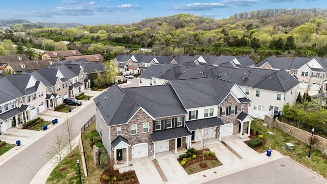 2708 Gossett Trl, Nashville, TN 37221